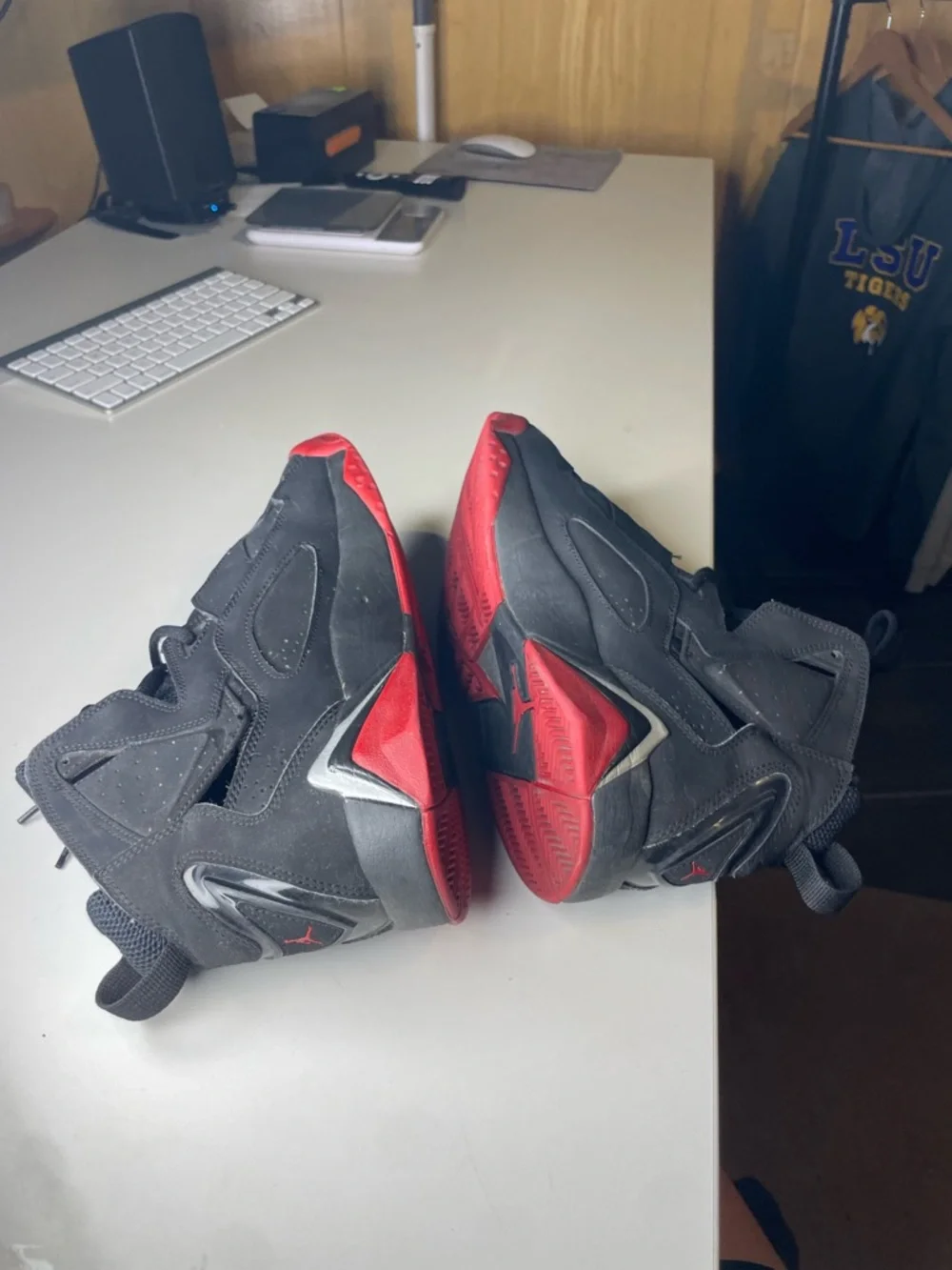 Jordan True Flight 'Black Gym Red' 2020 size 9